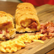 Pão de Bacon com Cheddar